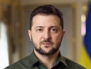 Lire la suite à propos de l’article Guerre en Ukraine : Zelensky réaffirme l’intangibilité des territoires face aux pressions internationales