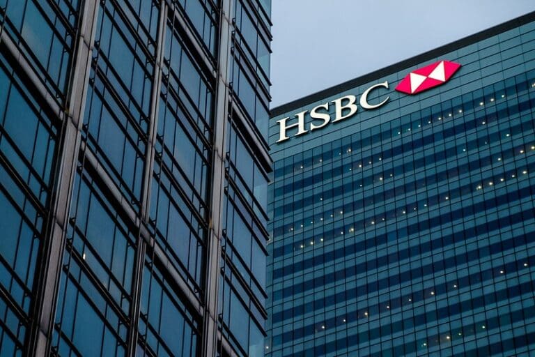 Lire la suite à propos de l’article HSBC fait appel à la start up française Mistral pour accélérer le déploiement de l’IA générative