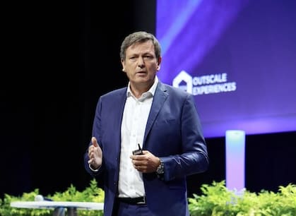 Lire la suite à propos de l’article IA souveraine européenne : Dassault Systèmes et Mistral AI concluent une alliance stratégique