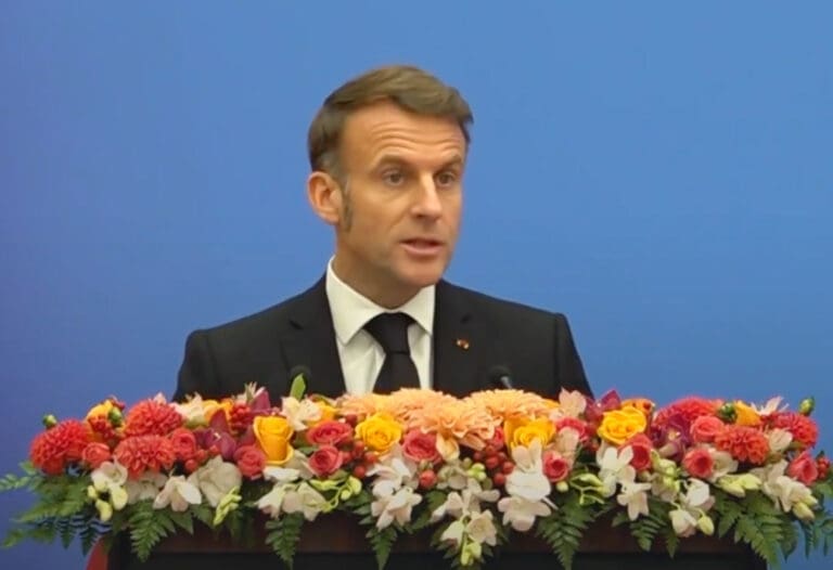 Lire la suite à propos de l’article Investissements chinois : Macron vante l’attractivité française et appelle à un partenariat industriel d’avenir
