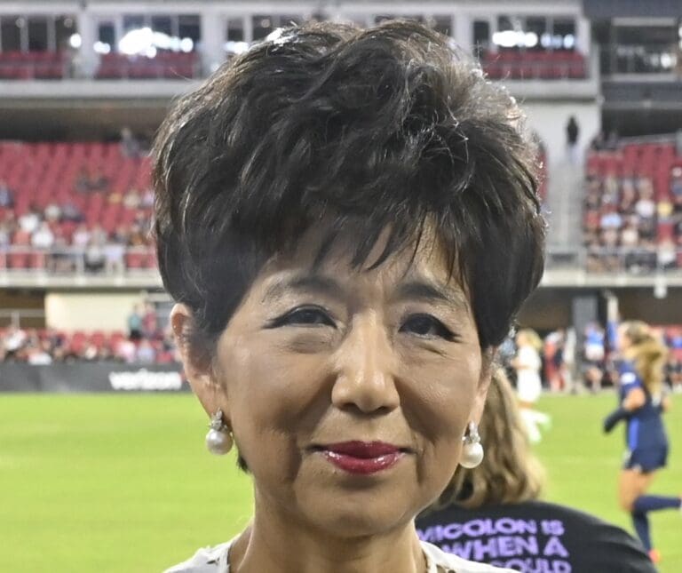 Lire la suite à propos de l’article OL : un geste financier fort envers le FC Saint-Cyr/Collonges après la Coupe de France