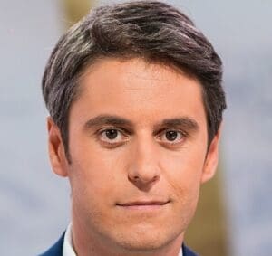 Lire la suite à propos de l’article Protection de la jeunesse face aux écrans : Gabriel Attal appelle à une régulation ferme des réseaux sociaux