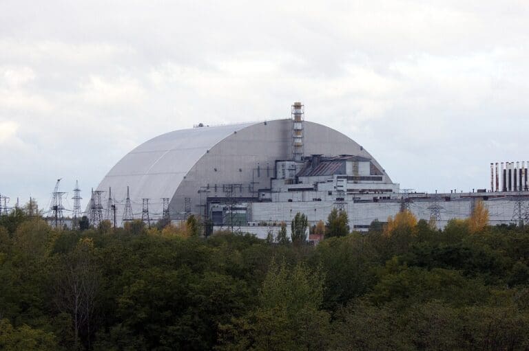 Lire la suite à propos de l’article Tchernobyl : l’AIEA alerte, le bouclier protecteur « a perdu ses principales fonctions de sécurité »
