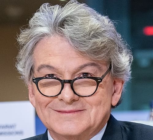 Lire la suite à propos de l’article USA vs EU : Washington interdit de territoire Thierry Breton et quatre responsables d’ONG pour « censure »