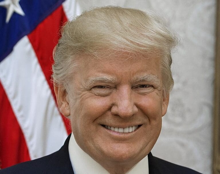 Lire la suite à propos de l’article Groenland : Trump dévoile un SMS privé de Macron et accentue les tensions diplomatiques