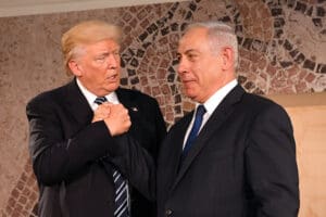 Lire la suite à propos de l’article Iran : Netanyahou demande à Trump de repousser une éventuelle frappe américaine