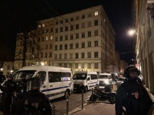 Lire la suite à propos de l’article Lyon : après la fin du plan Grand Froid, les associations cherchent désespérément des solutions pour les mineurs isolés remis à la rue