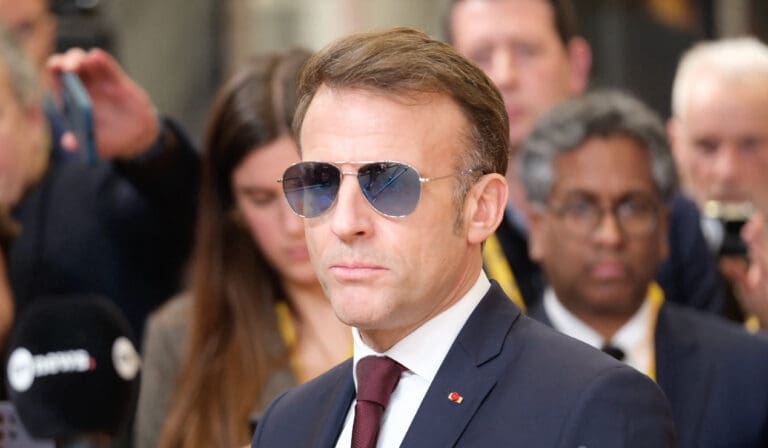 Lire la suite à propos de l’article Macron à Bruxelles : l’unité européenne comme réponse aux menaces et aux pressions