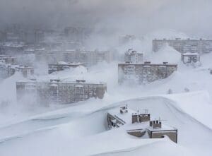 Lire la suite à propos de l’article Russie : Tempête de neige historique au Kamtchatka 