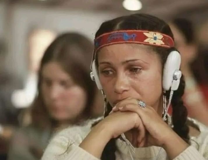 Lire la suite à propos de l’article Stérilisation forcée des femmes autochtones : un scandale d’État longtemps occulté aux États-Unis