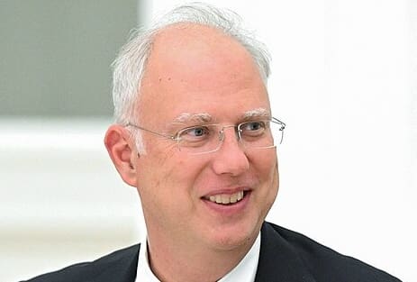 Lire la suite à propos de l’article Ukraine : l&rsquo;émissaire russe évoque des discussions russo-américaines jugées « constructives » à Davos