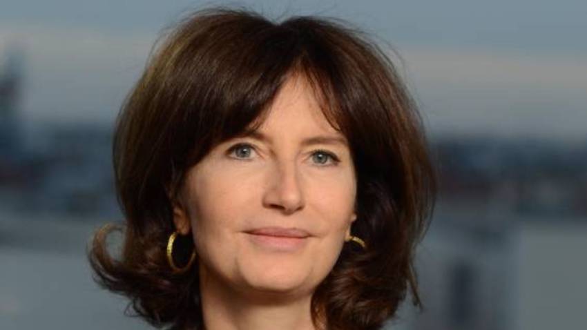 You are currently viewing Affaire Epstein : Caroline Lang démissionne du Syndicat des producteurs indépendants