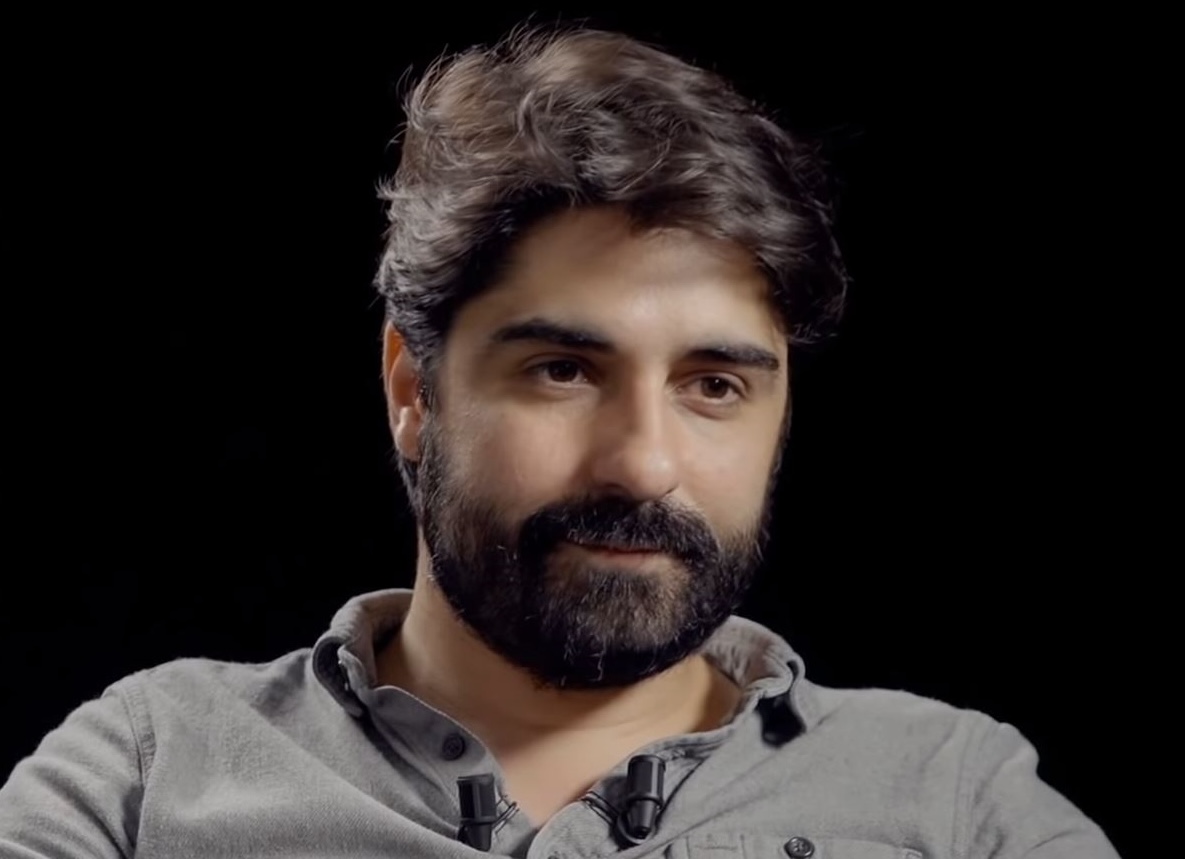 Fabrice Arfi. Image : Capture d'écran Chaîne YouTube Thinkerview.