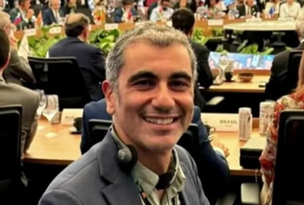 You are currently viewing Epstein Files : le parcours troublant du diplomate Fabrice Aidan passé par l&rsquo;UNESCO, la banque Rotschild, ENGIE et CMI France