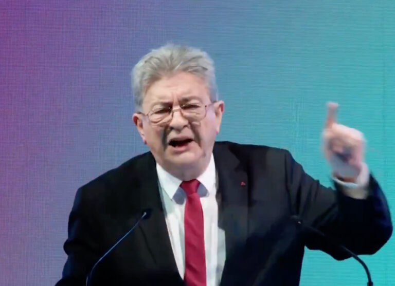 Lire la suite à propos de l’article Jean-Luc Mélenchon : polémique après ses accusations sur l’affaire Quentin et les attaques de permanences