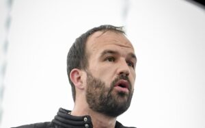 Lire la suite à propos de l’article LFI : le siège parisien évacué après une menace à la bombe