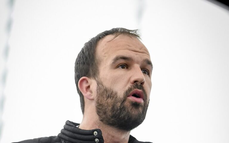 Lire la suite à propos de l’article LFI : le siège parisien évacué après une menace à la bombe