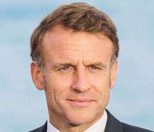 Lire la suite à propos de l’article Macron : comment le président verrouille les postes-clés de l’État avant 2027