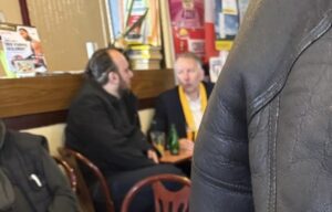 Lire la suite à propos de l’article Métropole de Lyon : Bruno Bernard s&rsquo;indigne après la publication d&rsquo;une photo volée avec Florestan Groult