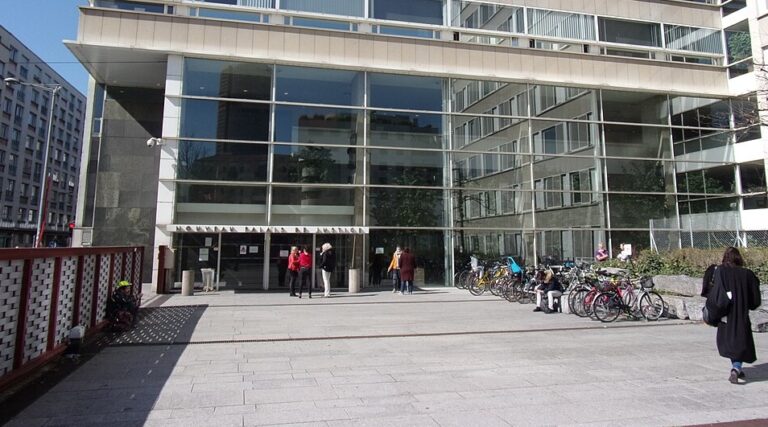 Lire la suite à propos de l’article Mort de Quentin Deranque : Trois personnes mises en examen