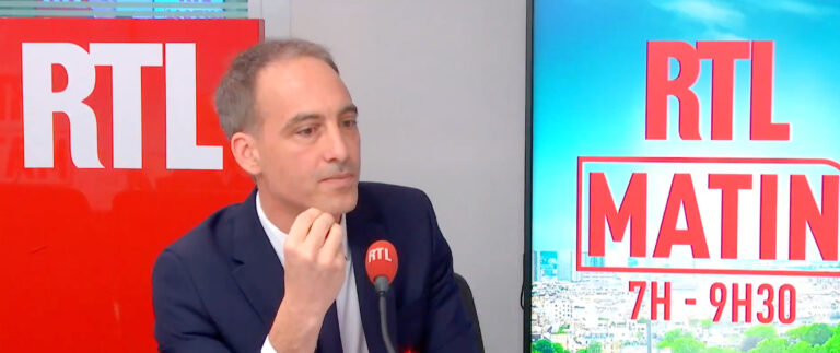 Lire la suite à propos de l’article Mort de Quentin à Lyon : Raphaël Glucksmann dénonce « la brutalisation du débat public » et refuse toute alliance avec LFI