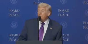 Lire la suite à propos de l’article Nucléaire iranien : Donald Trump se donne dix jours pour trancher et menace