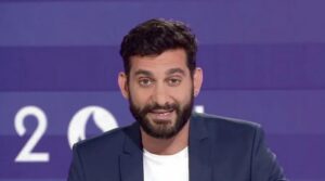 Lire la suite à propos de l’article Suisse : la chaîne RTS ne suspend pas son journaliste après la polémique aux JO de Milan-Cortina