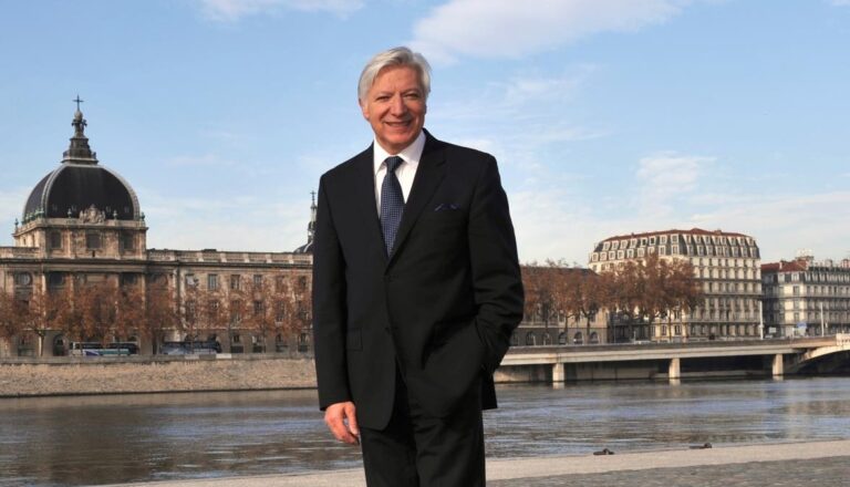 Lire la suite à propos de l’article Villeurbanne : Marc Fraysse soutient Spartacus, mais réfute tout ancrage à l’extrême droite