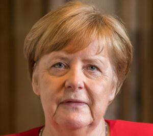Lire la suite à propos de l’article Allemagne : Angela Merkel accusée d’avoir dissimulé l’origine du Covid-19