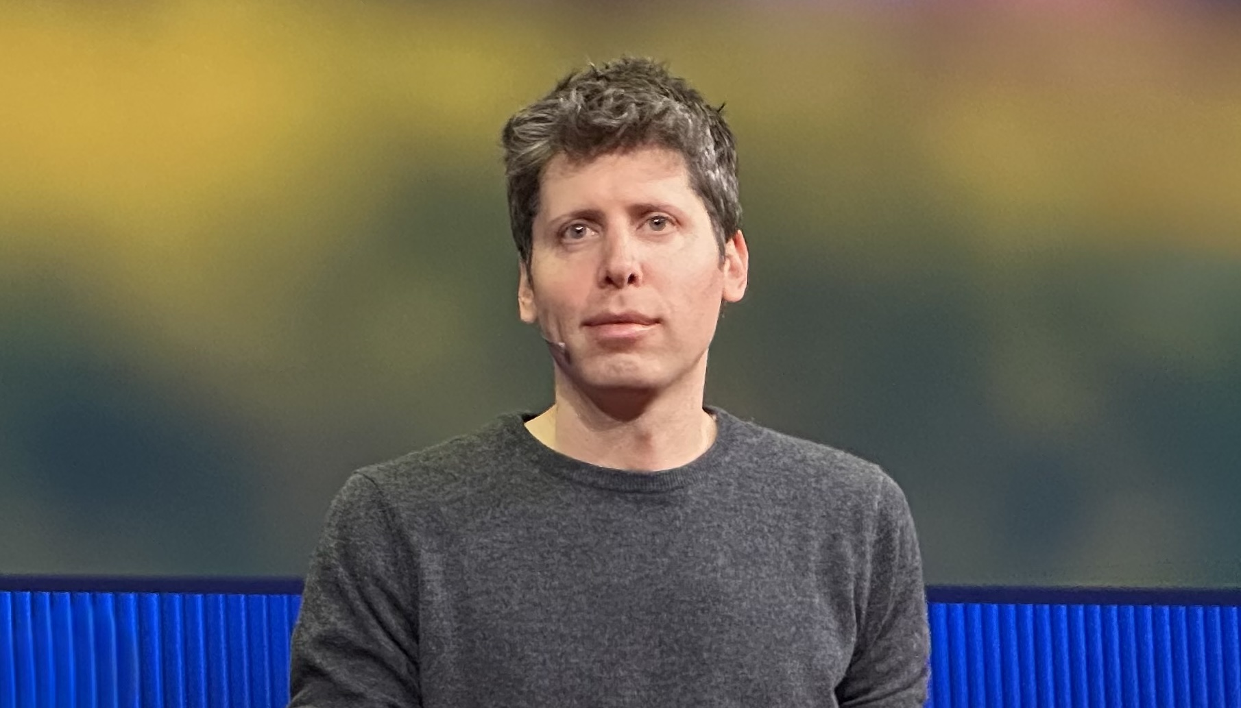 You are currently viewing ChatGPT : vague de désinstallations et avalanche d’avis négatifs après l’accord militaire d’OpenAI