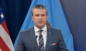 Lire la suite à propos de l’article États-Unis VS Iran : Pete Hegseth promet une intensification des frappes et une « paix par la force »