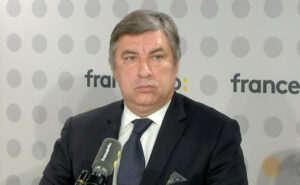 Lire la suite à propos de l’article Guerre en Ukraine : L&rsquo;ambassadeur d&rsquo;Ukraine et Jean-Noël Barrot regrettent que Lavrov ait pu s&rsquo;exprimer sur France 2
