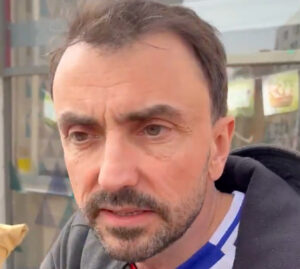 Lire la suite à propos de l’article Lyon : Grégory Doucet accuse Jean-Michel Aulas de pratiquer « la politique de la chaise vide »