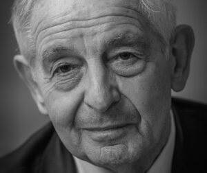 Lire la suite à propos de l’article Ministère de la Culture : Catherine Pégard s&rsquo;est mariée avec le journaliste Ivan Levaï proche des réseaux maçonniques