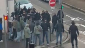Lire la suite à propos de l’article Mort de Quentin Deranque à Lyon : des policiers du renseignement présents avant le meurtre