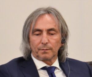 Lire la suite à propos de l’article Mort de l’oligarque russe Umar Dzhabrailov : suicide contesté et liens évoqués avec l’affaire Epstein