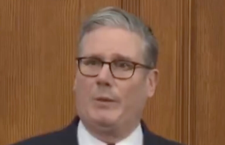 Lire la suite à propos de l’article Moyen-Orient : Keir Starmer affirme que le Royaume-Uni ne se laissera pas entraîner dans une guerre plus large