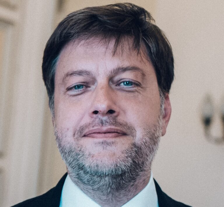 Lire la suite à propos de l’article Municipales à Marseille : Benoît Payan arrive en tête devant Franck Allisio