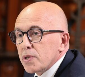 Lire la suite à propos de l’article Nice : Éric Ciotti renverse Christian Estrosi au terme d’un duel fratricide