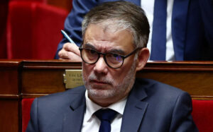 Lire la suite à propos de l’article PS : le parti appelle les militants LFI à se désolidariser de Jean-Luc Mélenchon et de ses « propos antisémites »