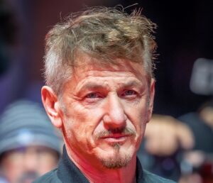 Lire la suite à propos de l’article Sean Penn absent des Oscars après un troisième sacre, présent à Kiev pour soutenir l’Ukraine
