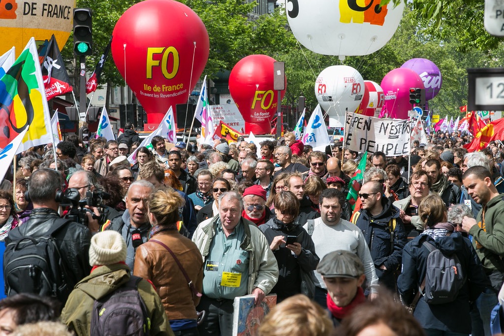 You are currently viewing Manifestations du 1er mai : 150 000 personnes attendues en France sous haute surveillance