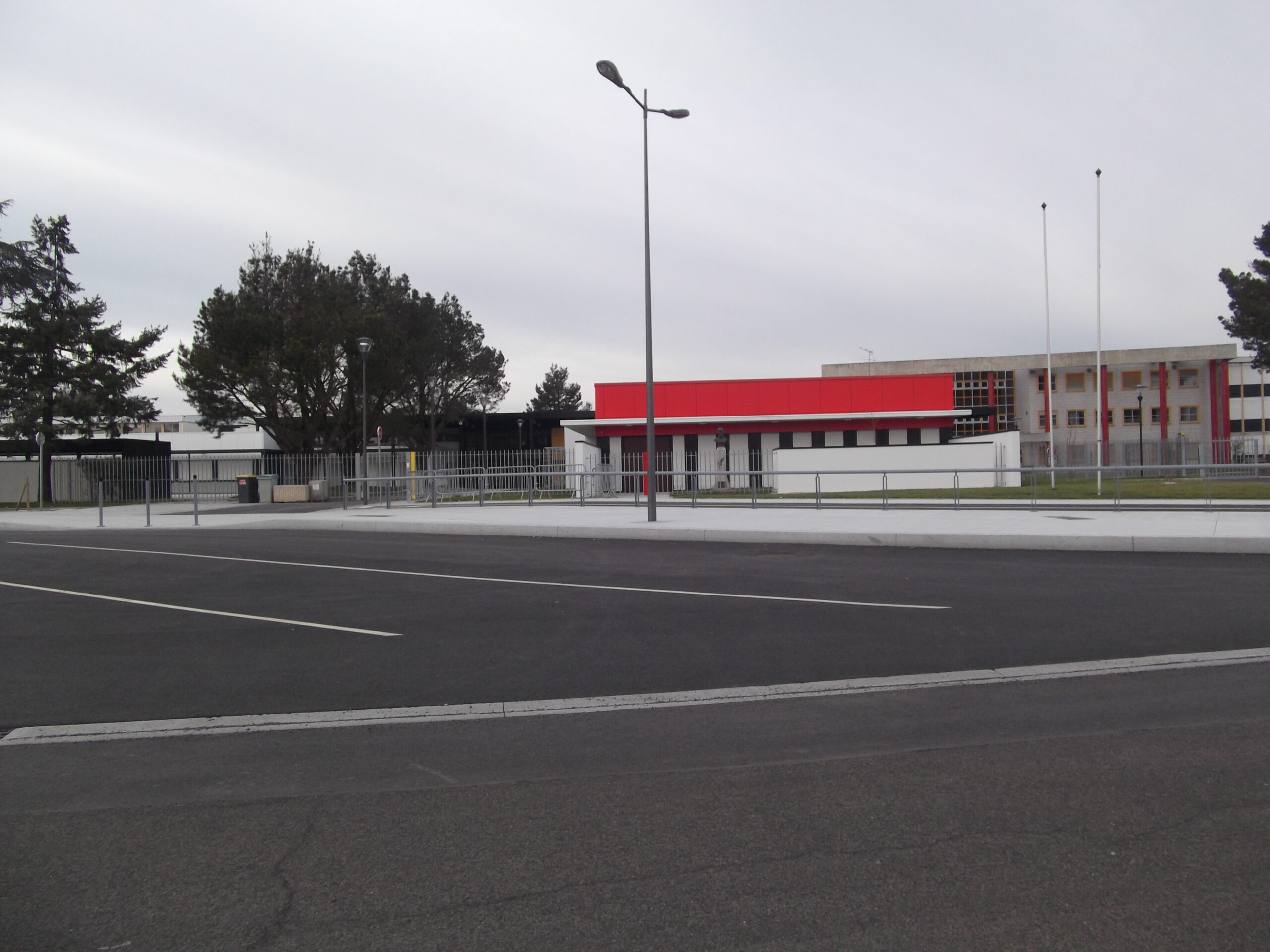 You are currently viewing Agression au couteau lycée Ancenis : un élève de 15 ans mis en garde à vue