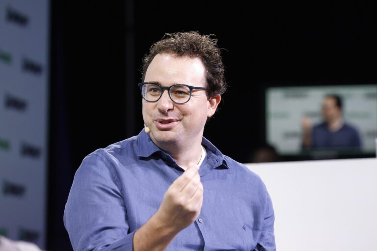 Lire la suite à propos de l’article Anthropic : une erreur expose le code source de Claude Code et inquiète sur la sécurité de l’IA