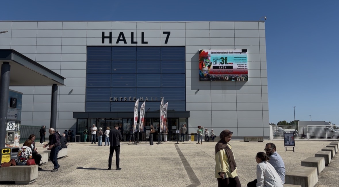 You are currently viewing Art3f Lyon : un salon d’art contemporain entre accessibilité et diversité