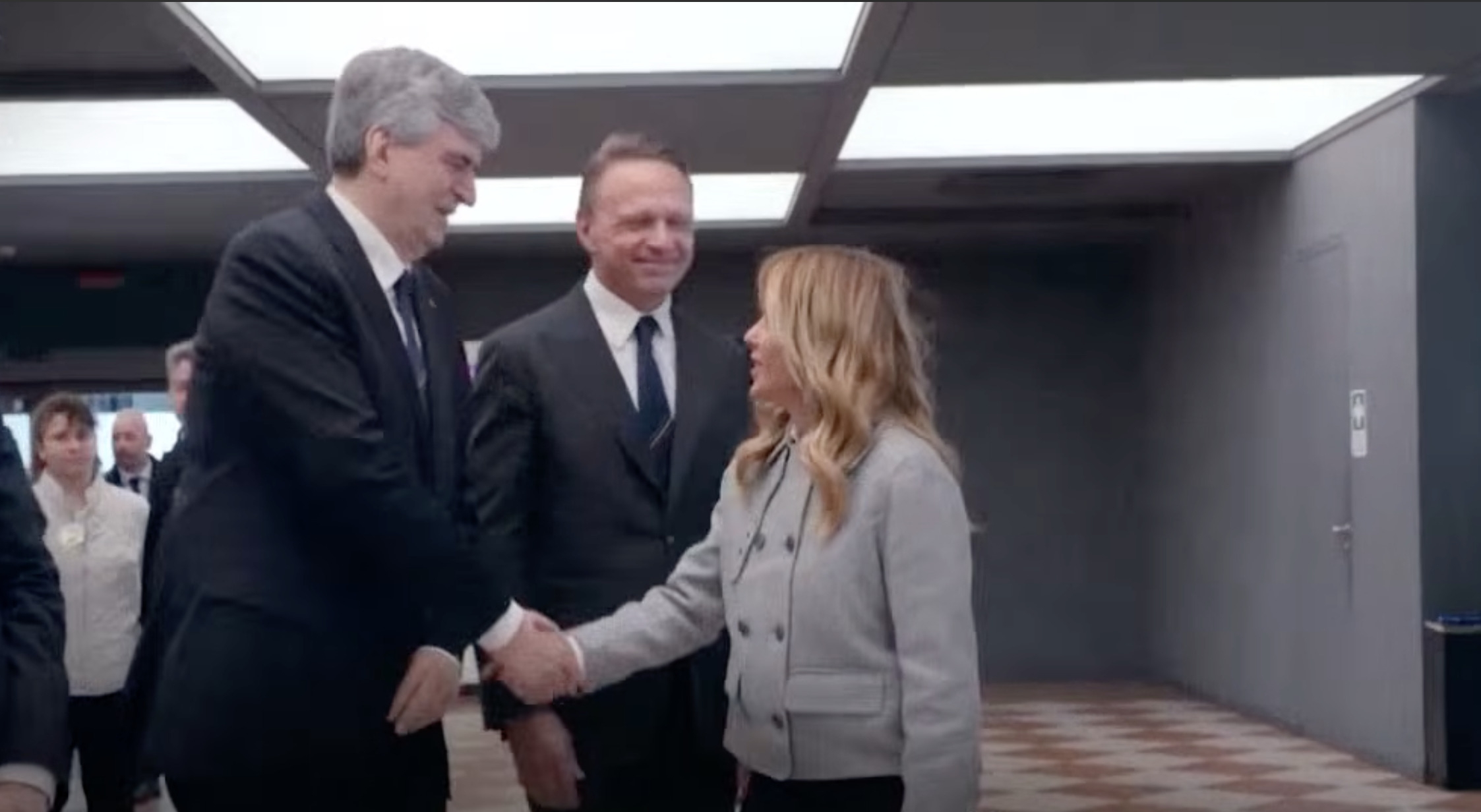 You are currently viewing Italie : la suspension de l’accord de défense avec Israël ravive les tensions diplomatiques au Moyen-Orient