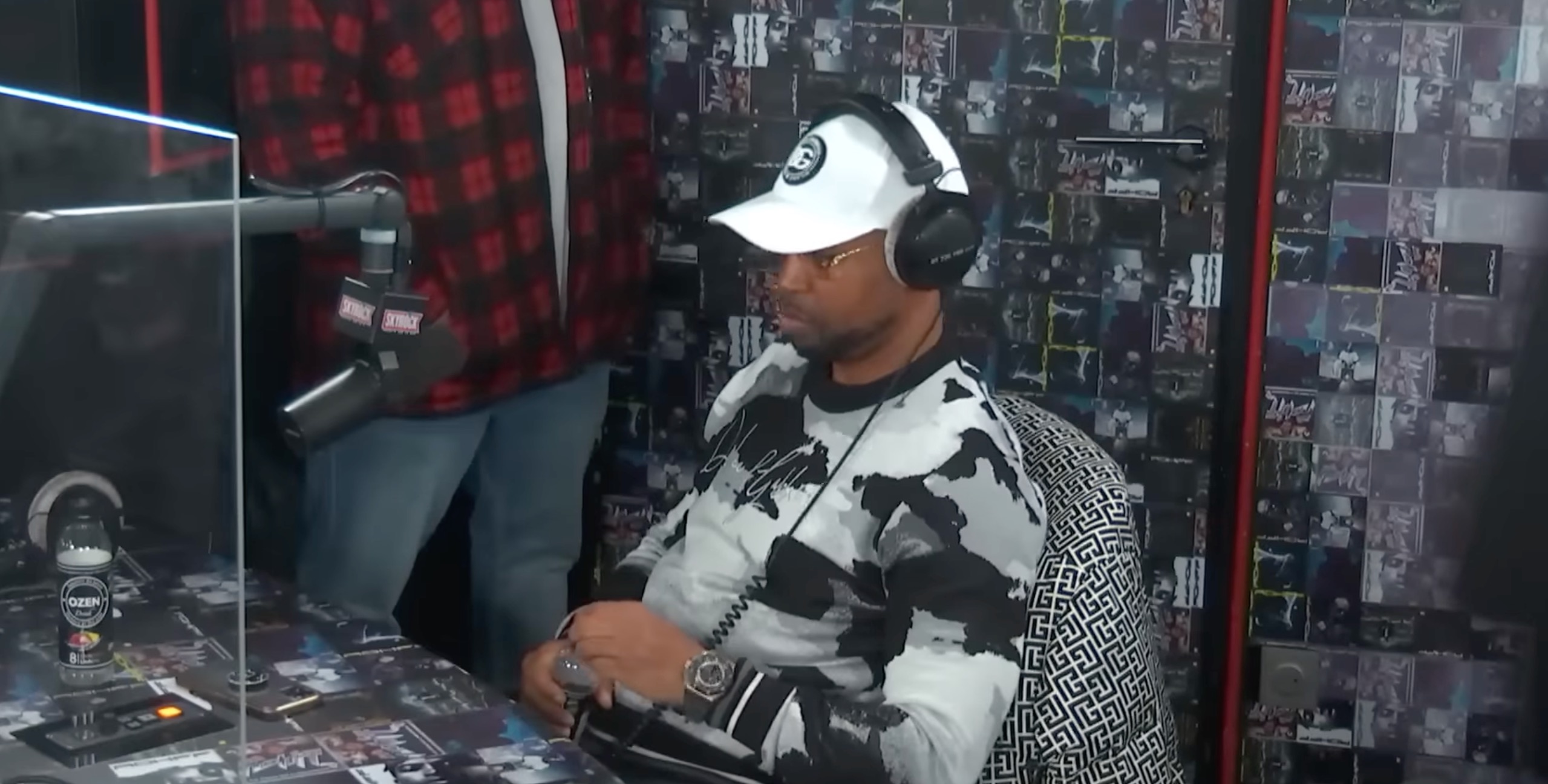 You are currently viewing Rohff : le rappeur s’élève contre l’intelligence artificielle et défend l’authenticité du rap