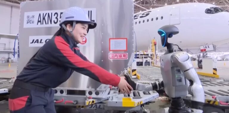 Lire la suite à propos de l’article Aéroport de Tokyo : des robots déployés pour gérer les bagages face à la pénurie de main-d’œuvre