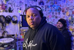Lire la suite à propos de l’article DJ Slugo : le génie ghetto house du South Side de Chicago sort un nouvel EP