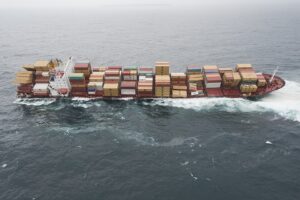 Lire la suite à propos de l’article Détroit d’Ormuz : un cargo pris pour cible relance les tensions maritimes autour de l’Iran